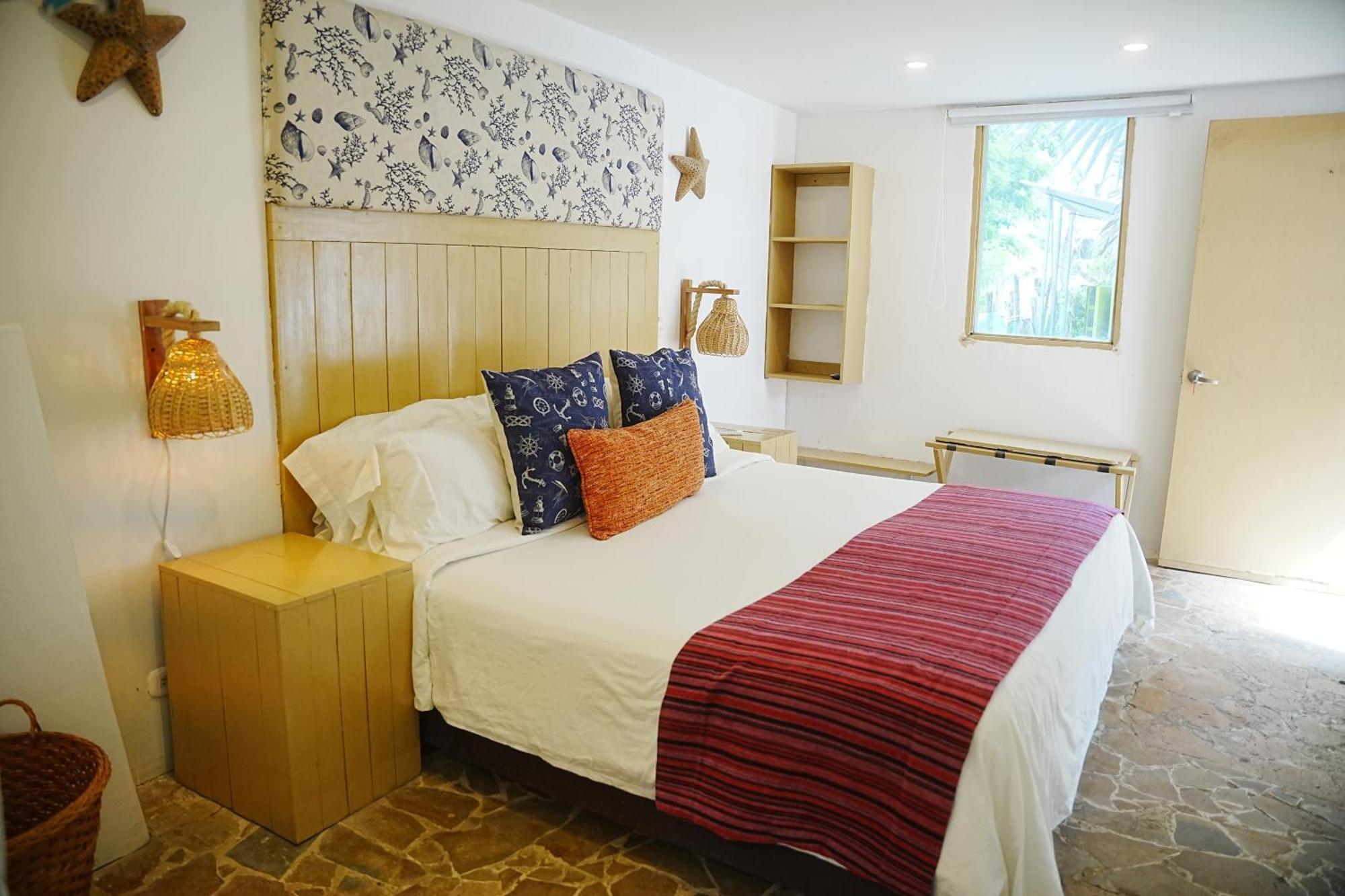 Hotel Isla Real Бокачика Экстерьер фото