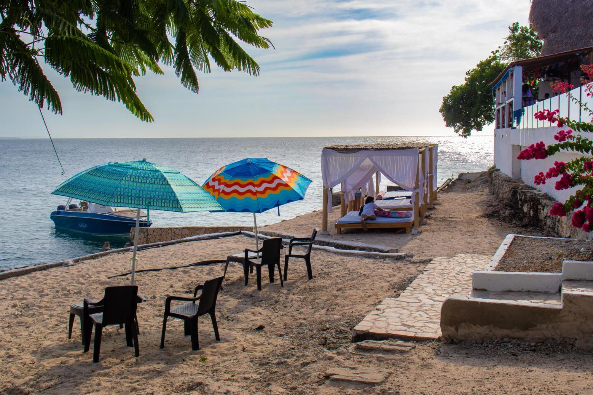 Hotel Isla Real Бокачика Экстерьер фото